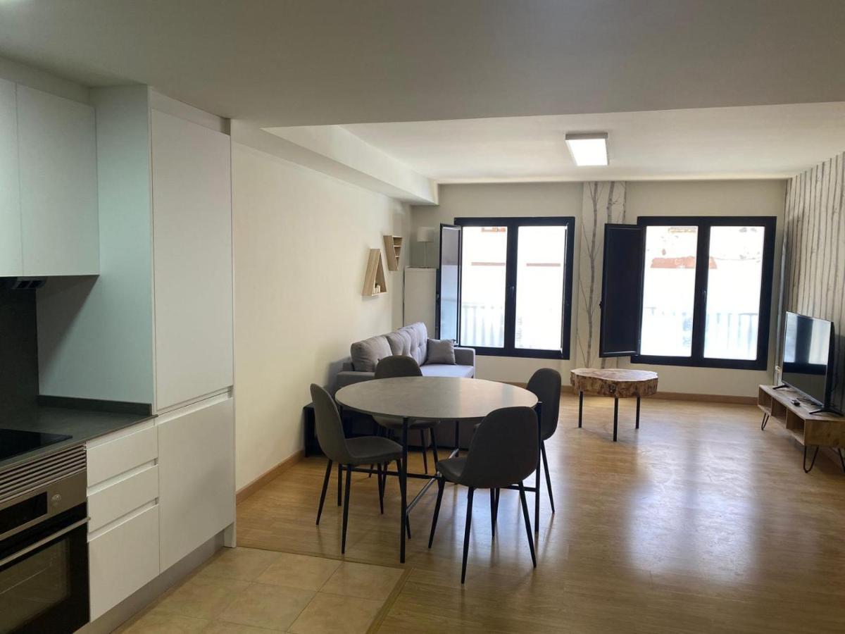 Apartamentos Palacio Azcarate Calle Calvario Ezcaray Εξωτερικό φωτογραφία