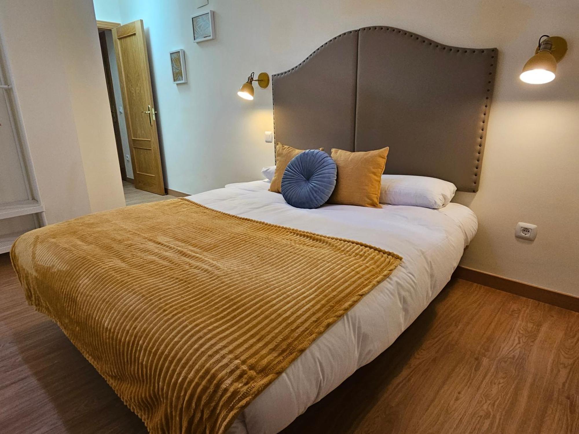 Apartamentos Palacio Azcarate Calle Calvario Ezcaray Εξωτερικό φωτογραφία